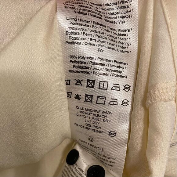 Vero Moda Plaid Tiered Ruffle Long Sleeve Button Up Top NWT Size Extra Small - Picture 5 of 7